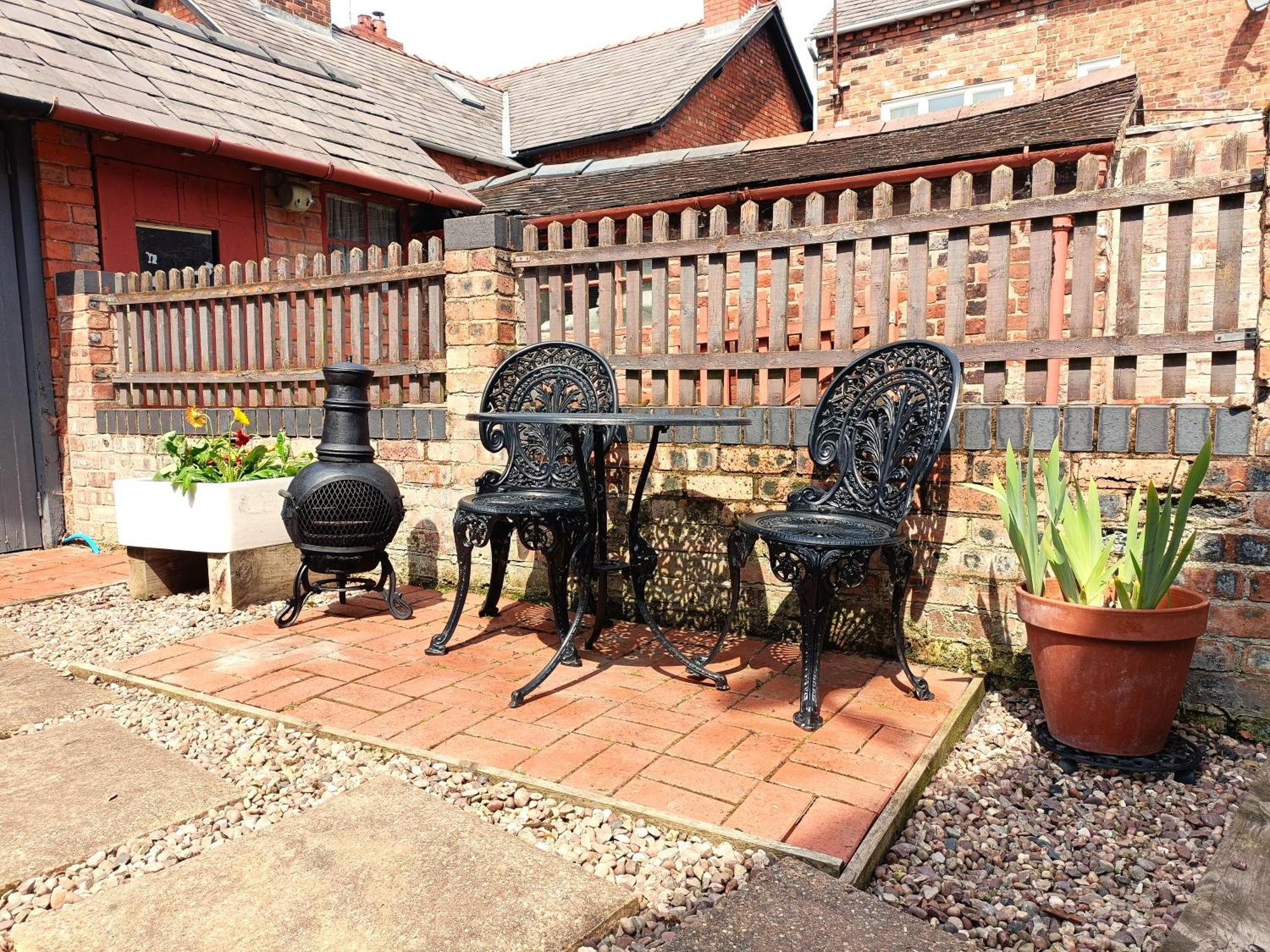 Charming Terrace Home In Whitchurch Вітчерч Екстер'єр фото